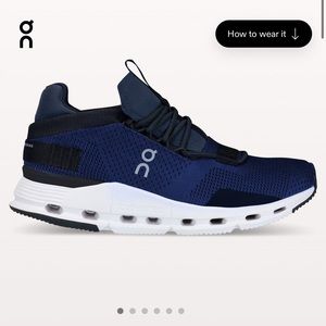 OnCloud CloudNova sneakers, size 9, very lightly worn, navy and white